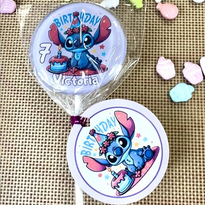 Piruleta de 5  cm con papel comestible dentro